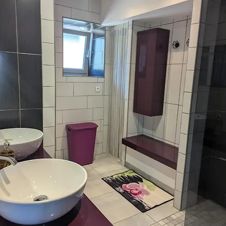 Dom wakacyjny Gite Boucharin - La Grange De Louis Spa Et Sauna Araules