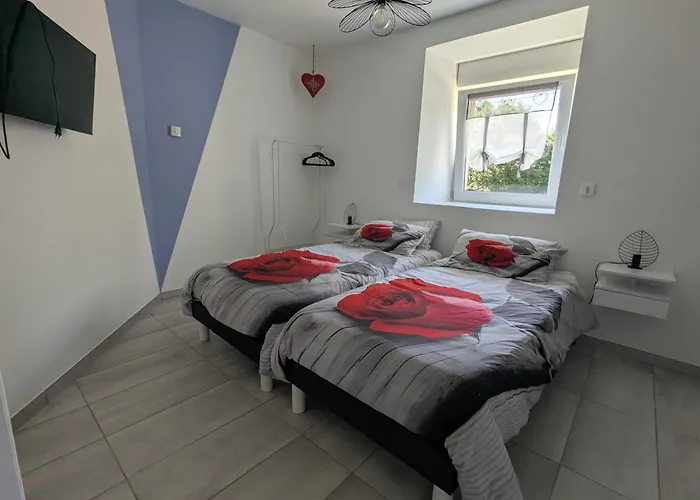 Boucharin - La Grange De Louis Et Sauna *