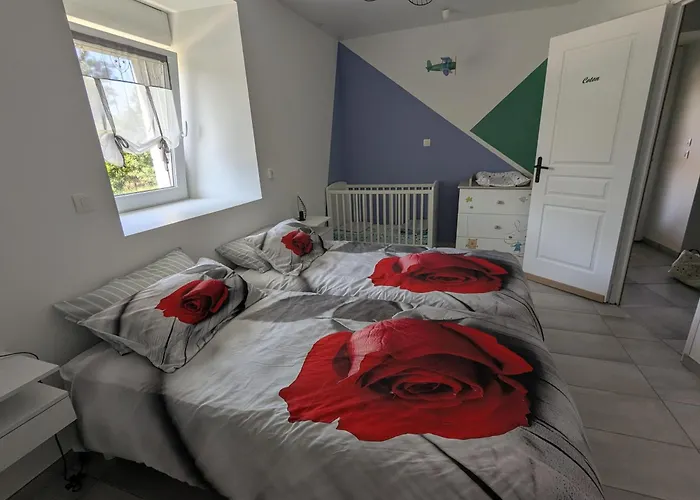 Дом отдыха Boucharin - La Grange De Louis Et Sauna *